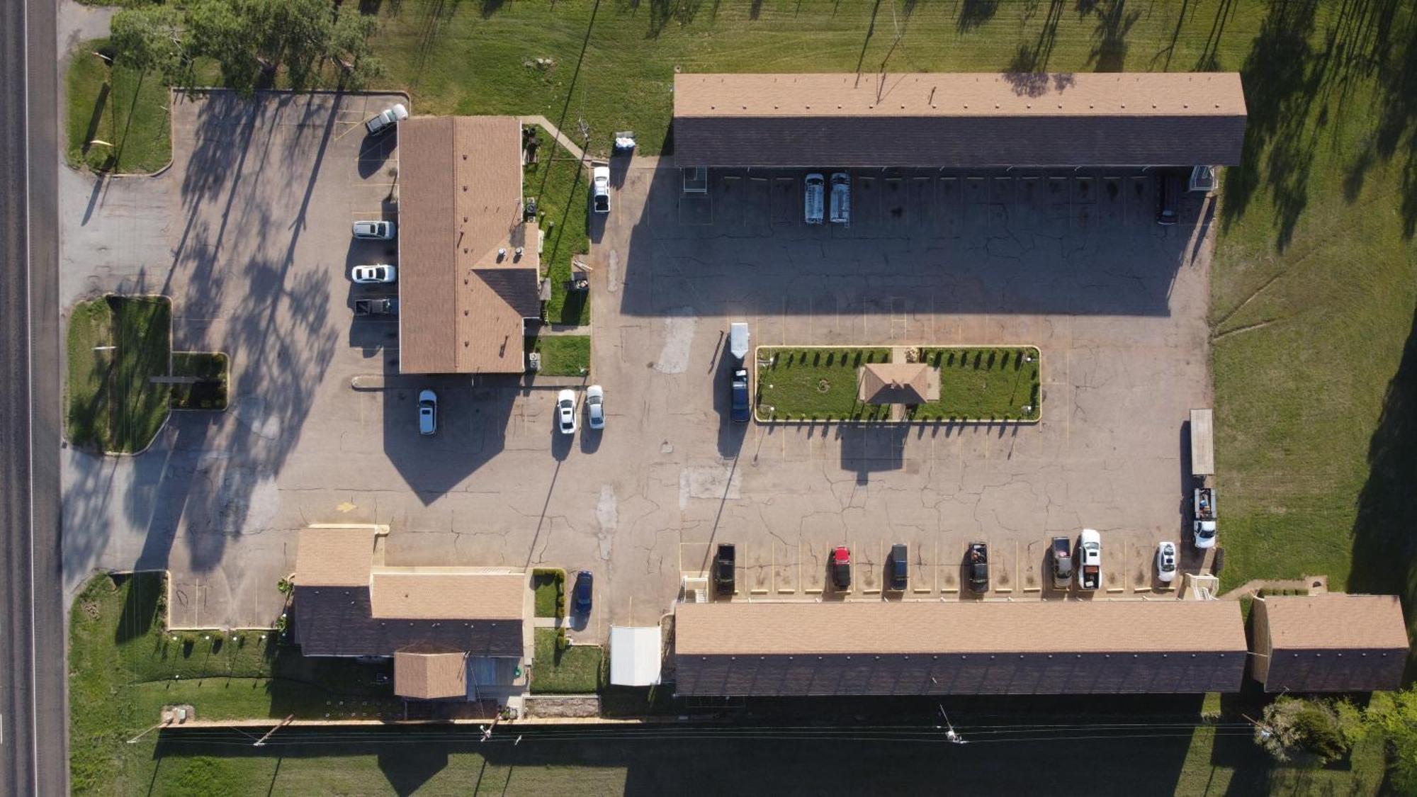 Countryside Inn Malakoff Екстер'єр фото